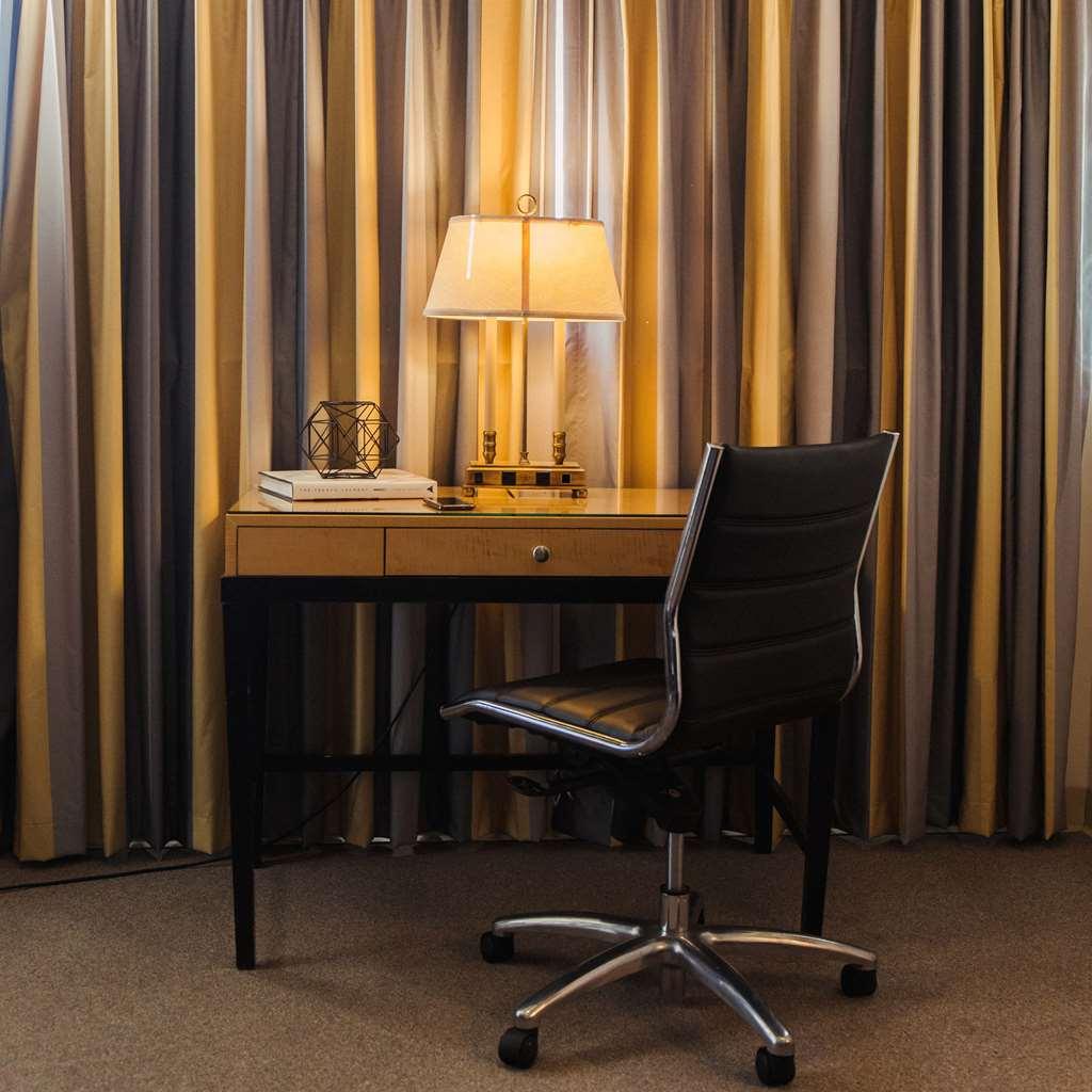 Stamford Suites (Adults Only) Szoba fotó