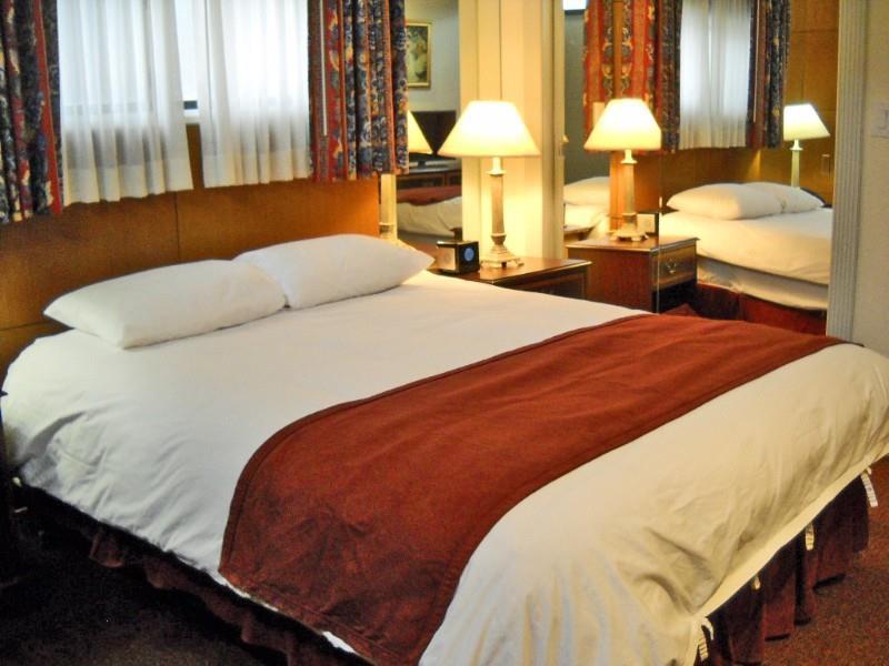 Stamford Suites (Adults Only) Szoba fotó