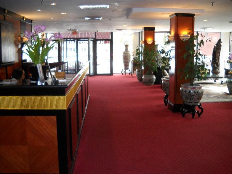 Stamford Suites (Adults Only) Beltér fotó
