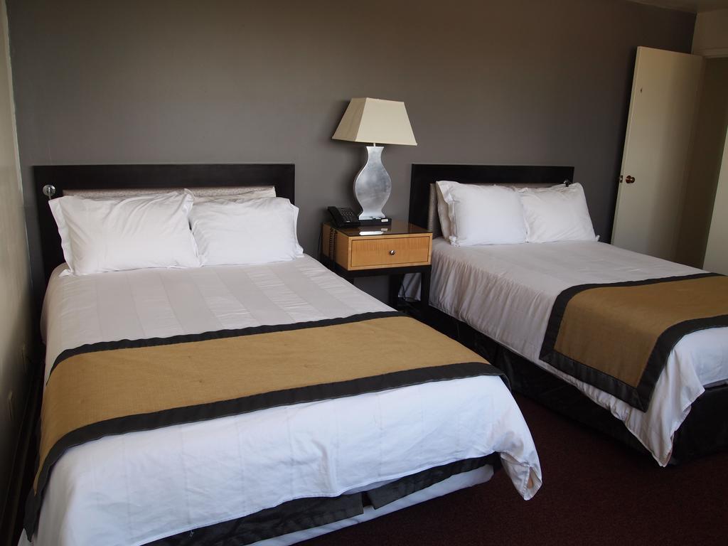 Stamford Suites (Adults Only) Kültér fotó
